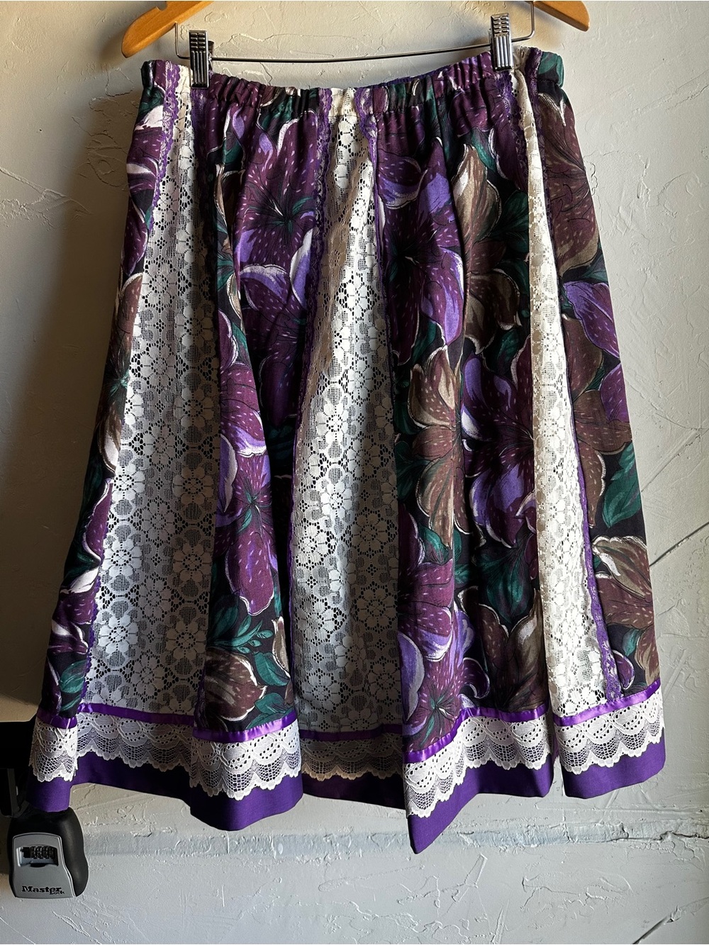 Vintage Purple Floral Lace Patchwork Midi‎ Skirt Cottagecore Prairie Fairycore - Picture 10 of 13